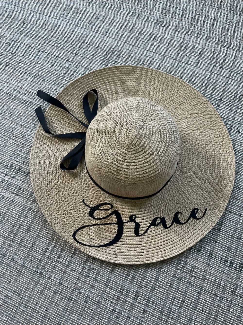 Personalized Straw Sun Hat with 'Grace' Script - Beige and Black